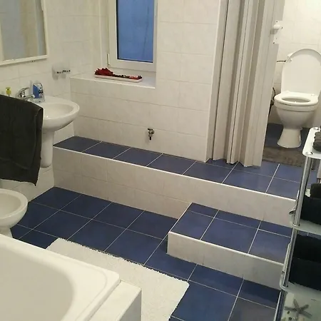 Sweet Apartment *